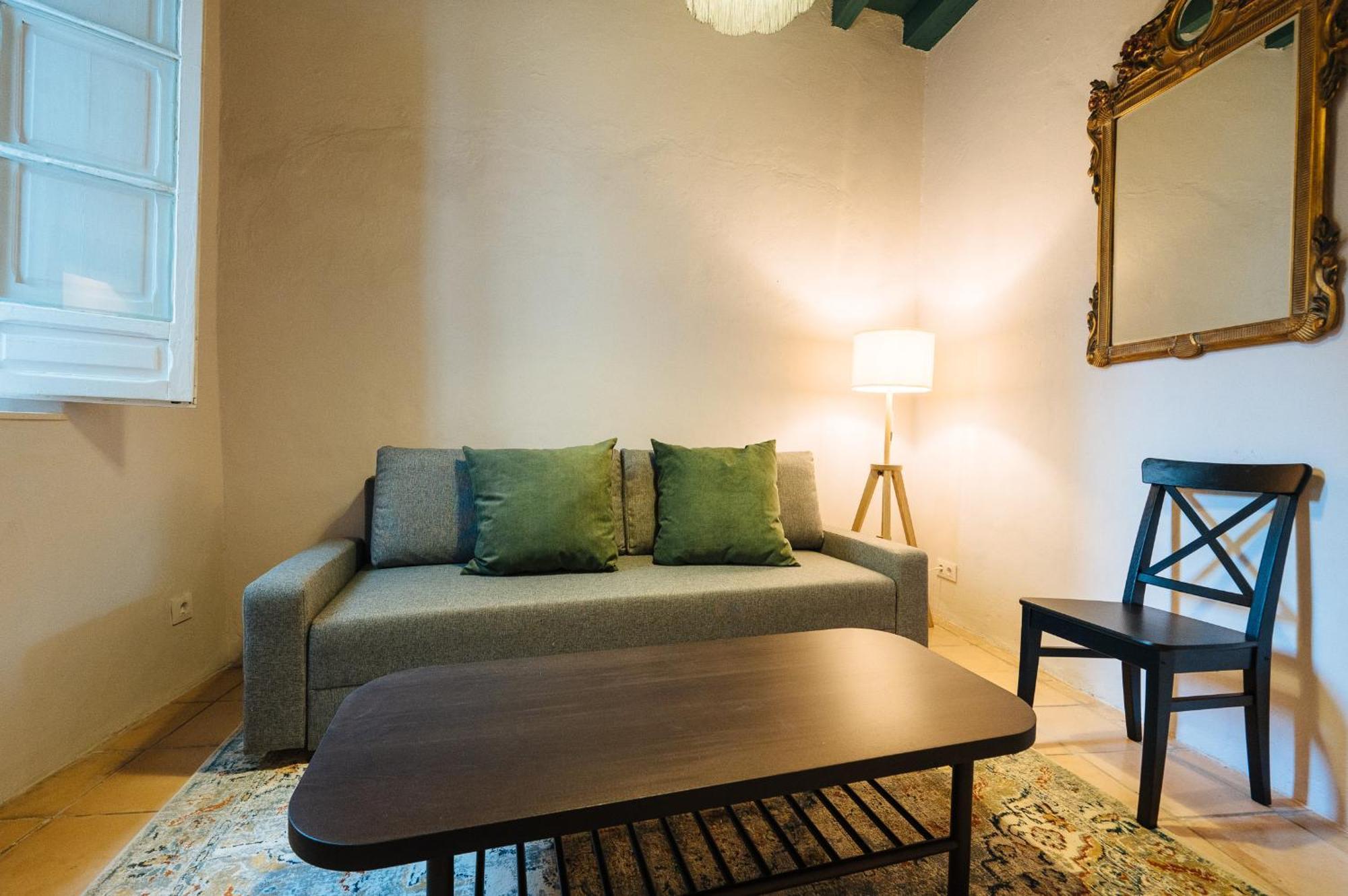 Independent Beautiful House Seville City Center With Private Parking Exterior photo