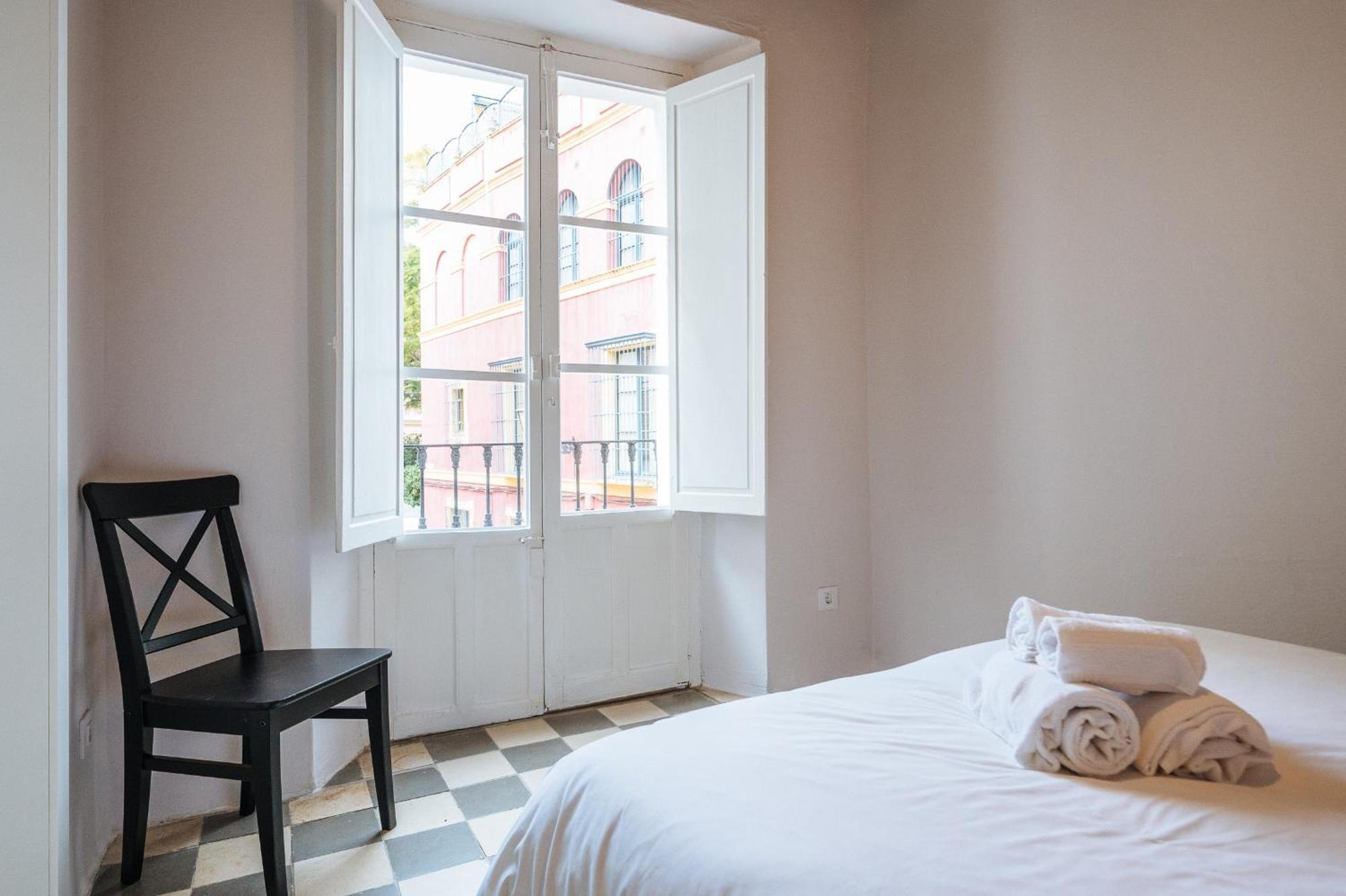 Independent Beautiful House Seville City Center With Private Parking Exterior photo